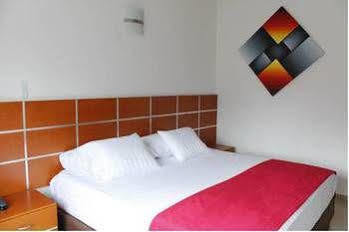Ayenda Optimum Hotel